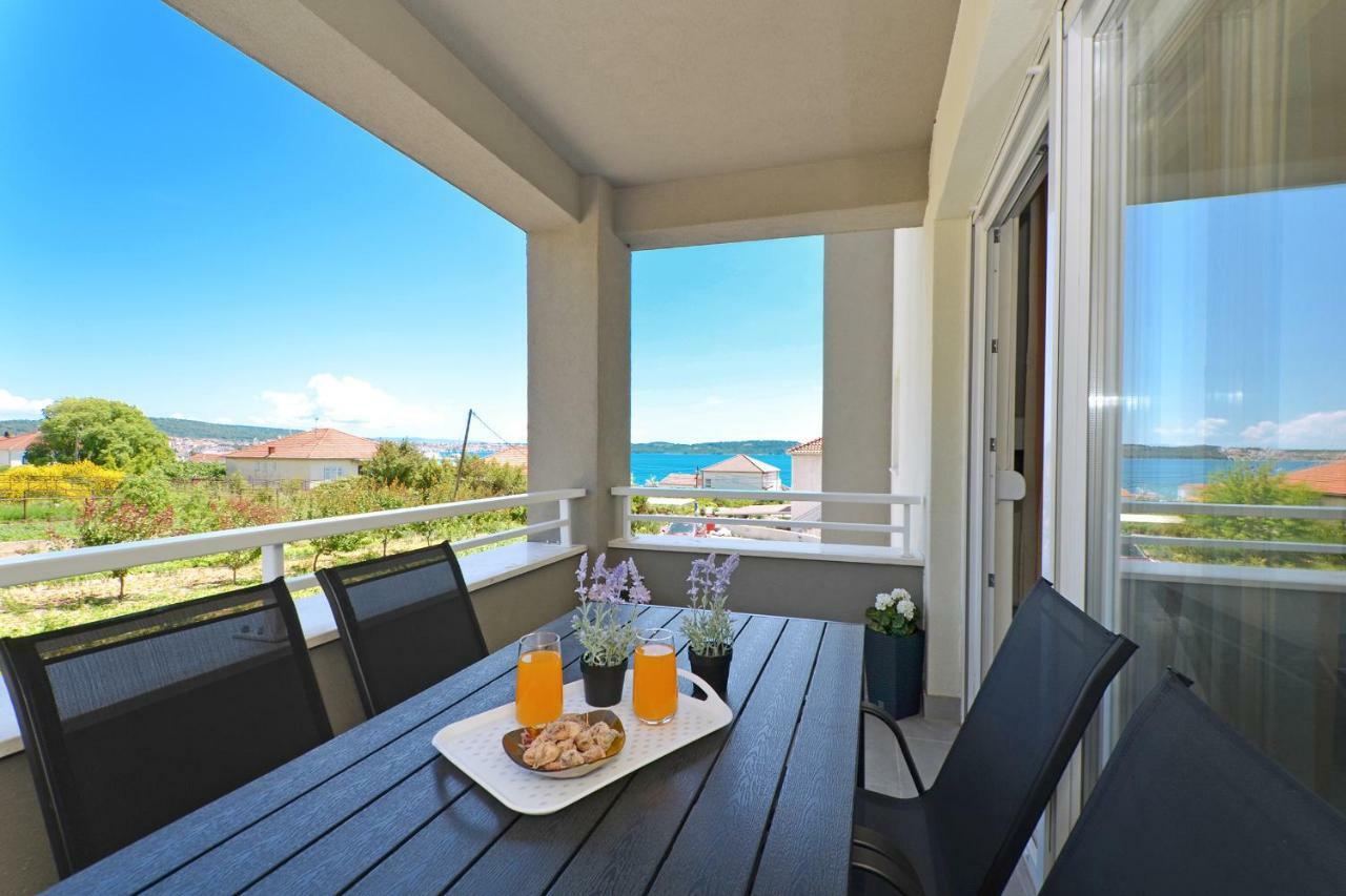 Apartamento Sunshine Trogir Exterior foto